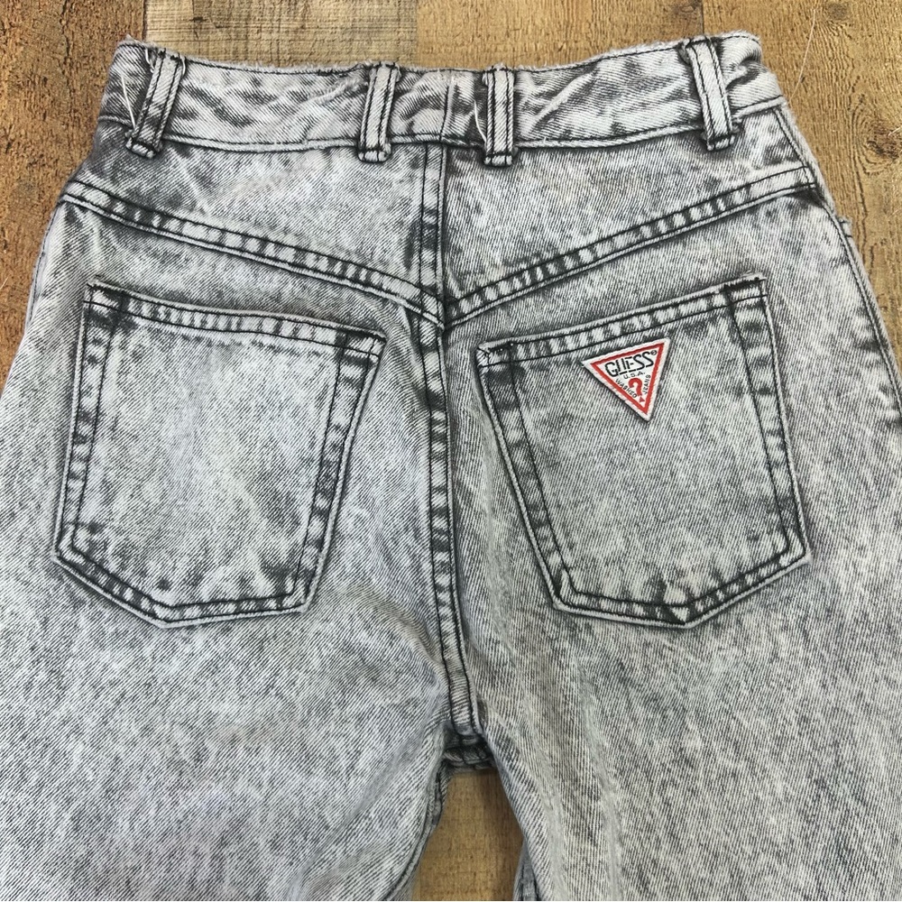 Guess Gray Acid-Wash High-Waisted Jeans Vintage 90s